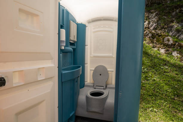 Best Restroom trailer rental cost  in University Gardens, NY
