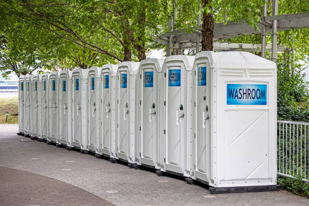 Best High-end porta potty rental  in University Gardens, NY